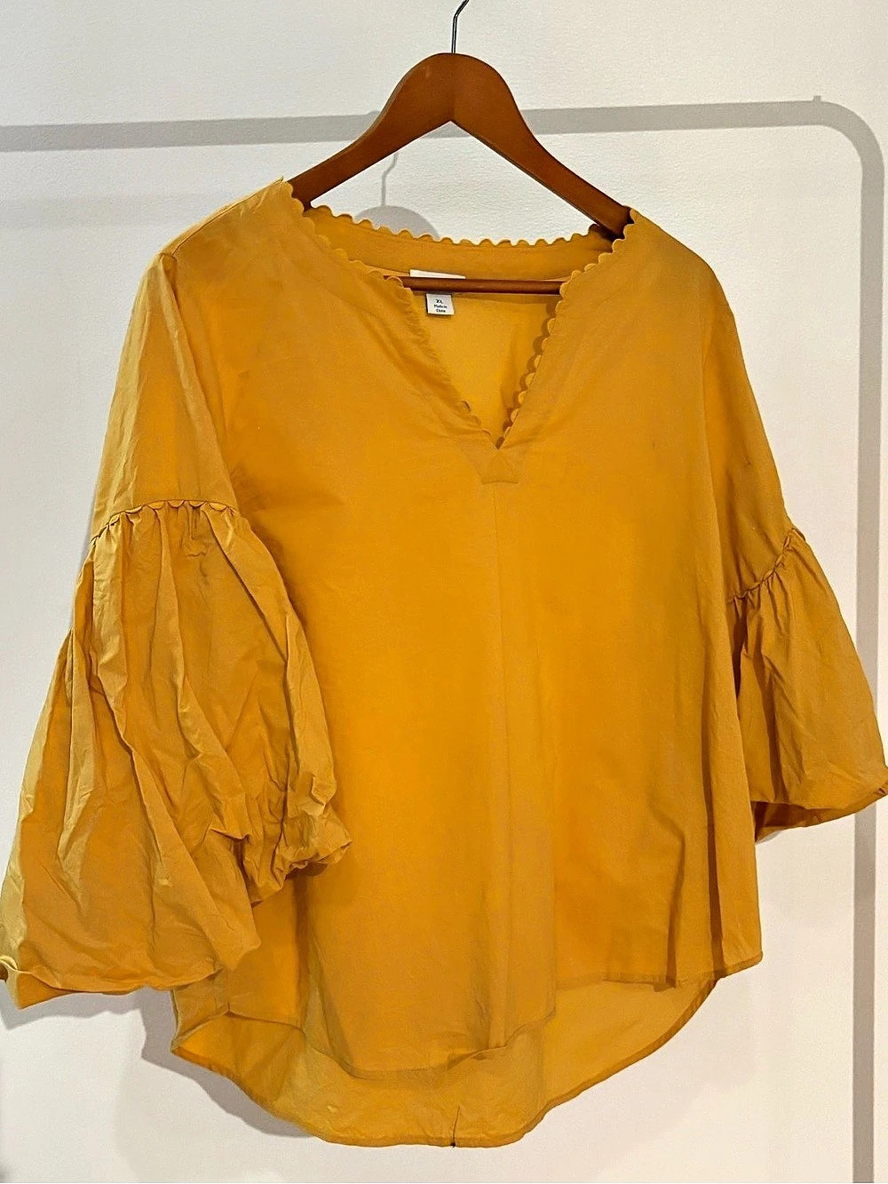 Sundance Yellow Blouse Size XL Like New
